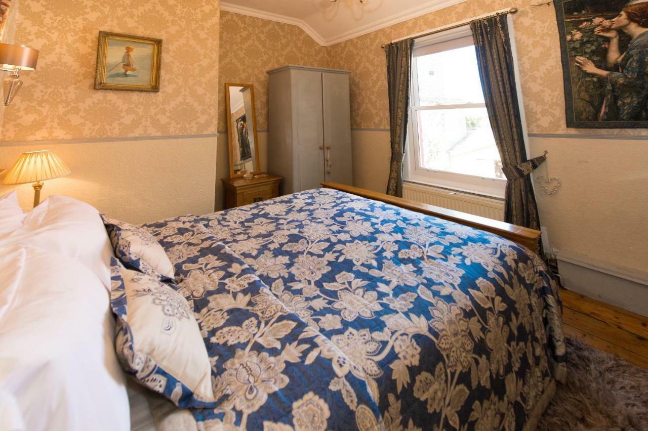 Victoria House Room Only Accommodation Карнарвон Экстерьер фото